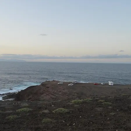 アパート El Retiro Azul *